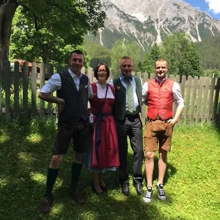 דירה Zum Roessl רמסאו אם דכשטיין