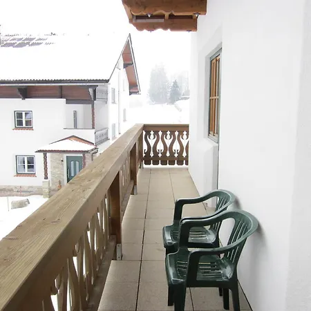 דירה Zum Roessl רמסאו אם דכשטיין